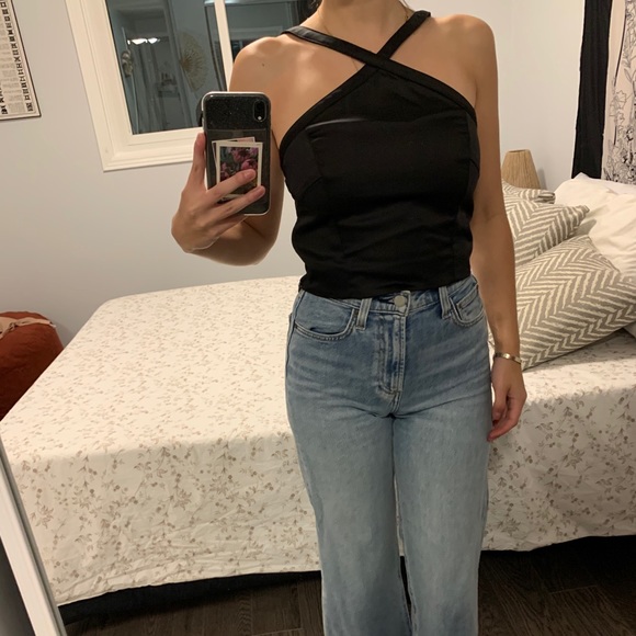 ASOS halter crop satin top - Picture 3 of 4
